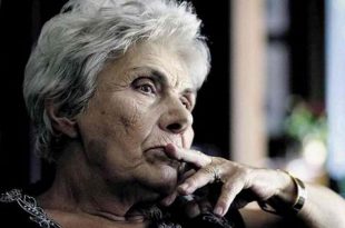 Κική Δημουλά